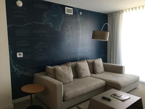 BeachWalk Condo with Beach Club 2bed 2bath in Hallandale Beach, USA