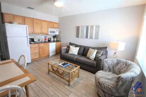 Madeira Beach Tropic Breeze Unit 15 Second Floor in St Pete Beach, USA