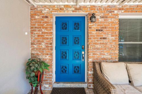 St. Pete Haven Private 3 Bedroom 1.5 Bath Home in St Petersburg, USA