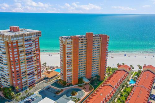 ทัศนียภาพภายนอกโรงแรม, Redington Towers 3F 2BD 2BA Beachfront in เรดดิงตัน ชอร์ส (FL)