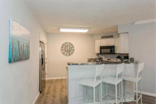 Vista Verde East 8-164 in Point Brittany, USA