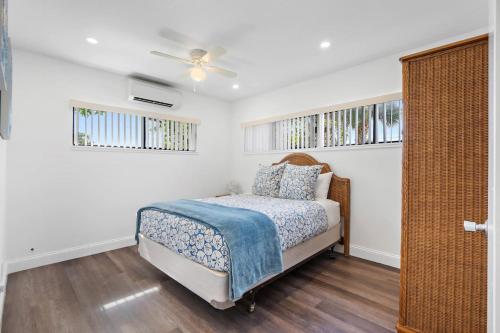 Park Place A Cozy 2BD 1BA, Just 5 in Orange Terrace, USA