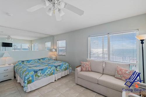 Second Floor Corner Efficiency Beachfront Retreat in St Pete Beach, USA