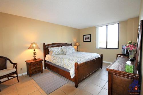 Bay Front Serenity 4th Floor 2BD 2BA at Isla Del in Tierra Verde, USA