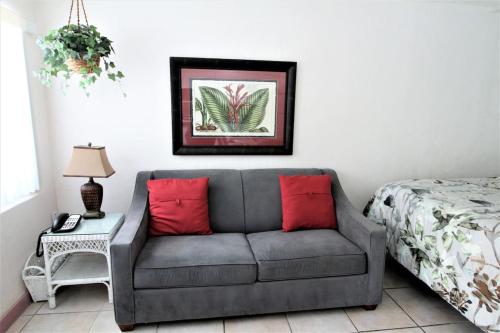 Sea Rocket 2 - Ground Floor Paradise in North in St Pete Beach, USA