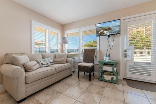 Ground Floor Beach Front Excellence SR 7 in St Pete Beach, USA