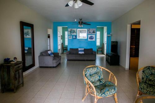 Mariposa Beach House