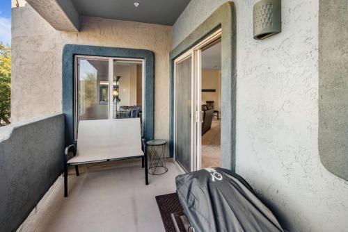 Luxury 3 Bedroom Office Den Condo Fountain Hills in Fountain Hills
