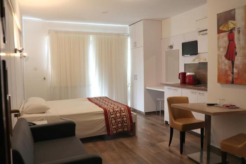 Layiotis Hotel in Ларнака