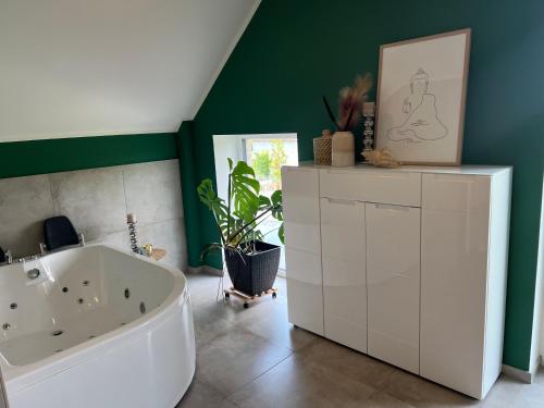 Vannituba, Grünblick Oase No1 Ferienwohnung Wiesmoor (Grunblick Oase No1 Ferienwohnung Wiesmoor) in Wiesmoor