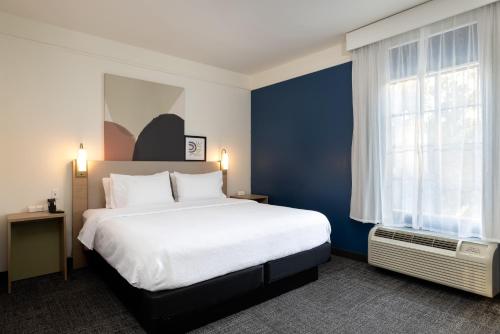 Spark by Hilton Savannah Airport