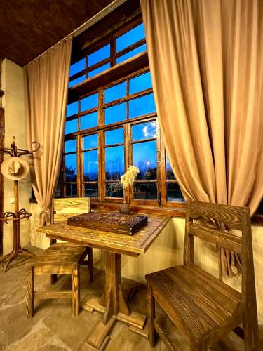 Moon Valley Guest House in Lermontov