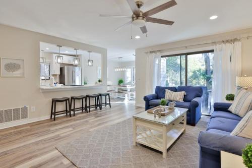 2311 Racquet Club Villas thumb 3