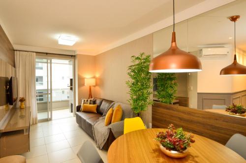 Ap bem decorado, 300m da Praia, InglesesNorte N825