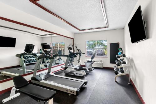 Red Lion Hotel Portland Airport - image 10