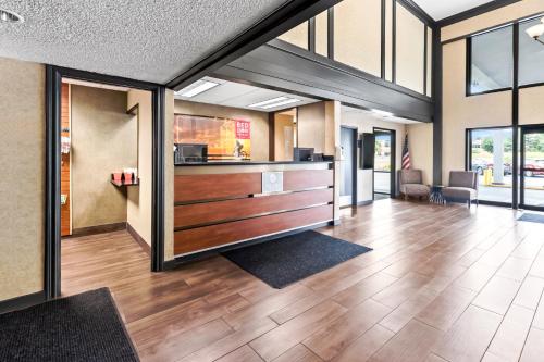 Előcsarnok, Red Lion Hotel Portland Airport near Portlandi nemzetközi repülőtér