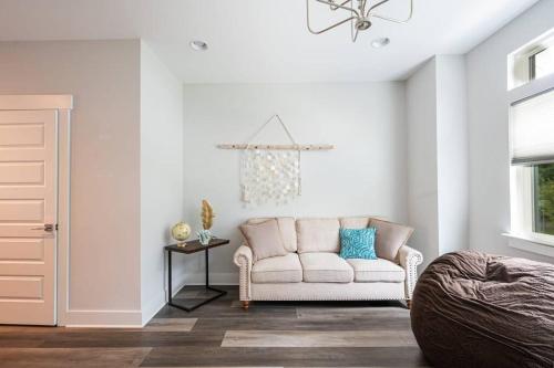 The Sente, New Home, Two Miles to Downtown Charlotte in Charlotte, USA