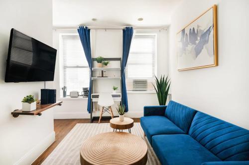 69-2B Prime Lower East East BRAND NEW 1br Apt in New York, USA