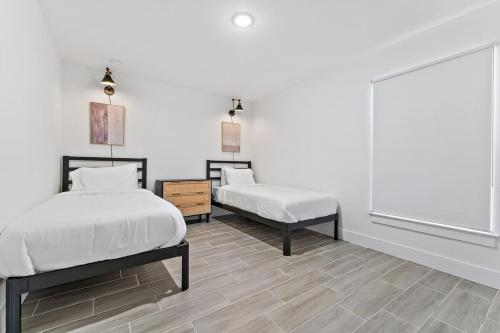 Modern Living 2-bedroom,2 Bath Home Downtown Wpb in West Palm Beach, USA