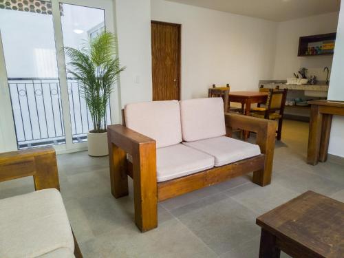 One-Bedroom Apartment image 5