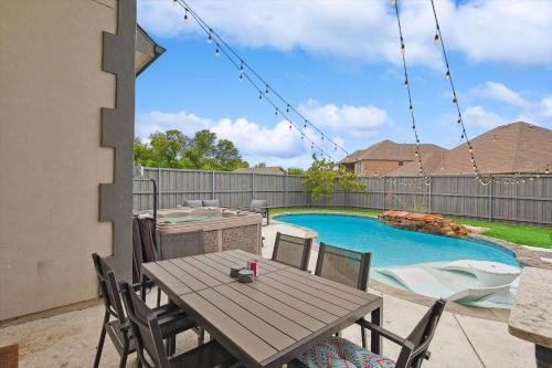Texan Sunny Oasis 5 BED Private Pool Hot tub Texan Sunny Oasis 5 BED Private Pool Hot tub