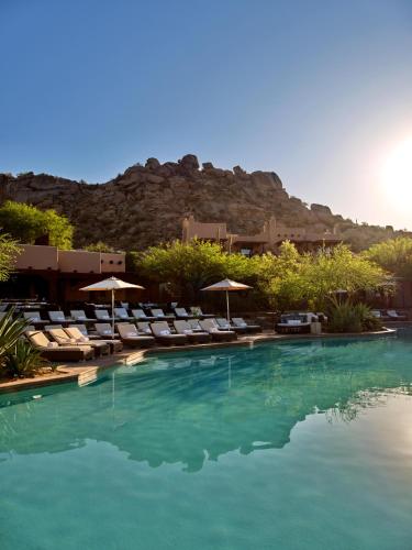 Four Seasons Resorts Scottsdale at Troon North