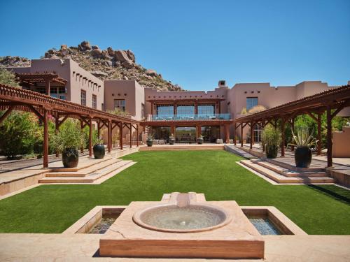 Four Seasons Resorts Scottsdale at Troon North in Carefree