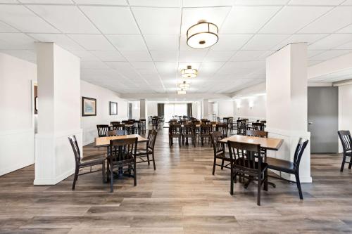 Best Western State Fair Inn - image 8