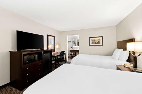 Best Western State Fair Inn - image 6