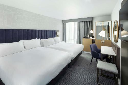 DoubleTree by Hilton Manchester Piccadilly - image 12