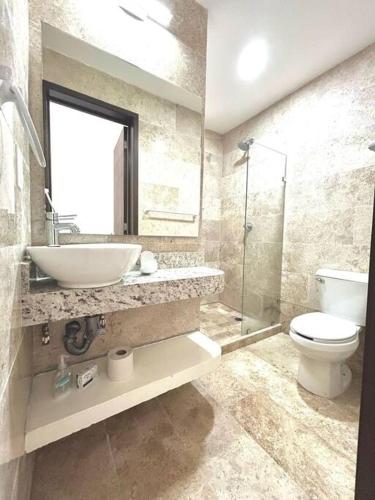 Spacious and comfortable apartment w pool and golf in Tulum, Mexico