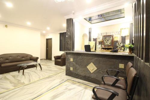 Lobby, Hotel O Nav Bharath Residency near Sudha Cars Museum