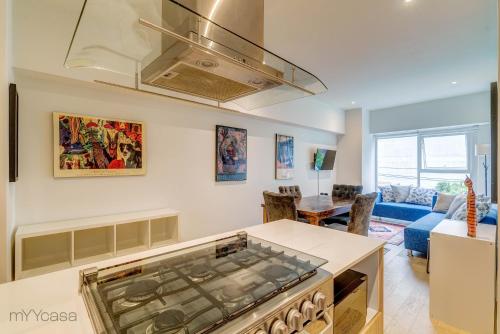 Spacious & comfortable Apt. w/pool by mYYcasa P-2 in Mexico City, Mexico