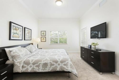 Modern Three Suites Vacation Apartment (266652) - image 13