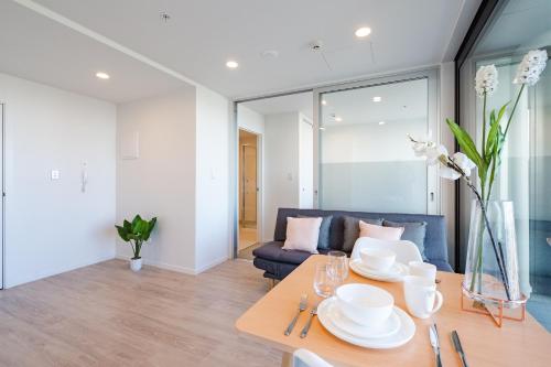 Penthouse Studio with Panoramic Views of Ponsonby, Auckland (photo 7)