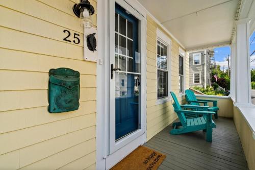 Beautiful Cottage In Downtown Bristol in Bristol, USA