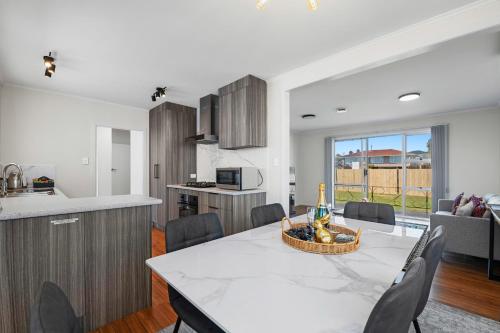 A szálláshely kívülről, Ōwhata Retreat - Rotorua Holiday Home (Owhata Retreat - Rotorua Holiday Home) near Rotoruai regionális repülőtér