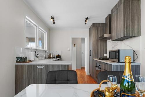 A szálláshely kívülről, Ōwhata Retreat - Rotorua Holiday Home (Owhata Retreat - Rotorua Holiday Home) near Rotoruai regionális repülőtér