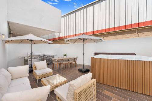 New Condo with Private Jacuzzi in El Medano in Cabo San Lucas, Mexico