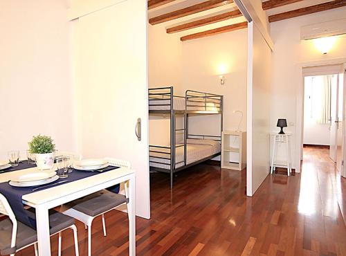 MUNTANYA - Apartments & one with Terrace next to Sagrada Familia, Barcelona (photo 11)