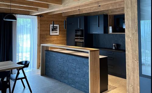 Konyha, Chalupa Jestřabí (Chalupa Jestrabi) in Jestřabí v Krkonoších