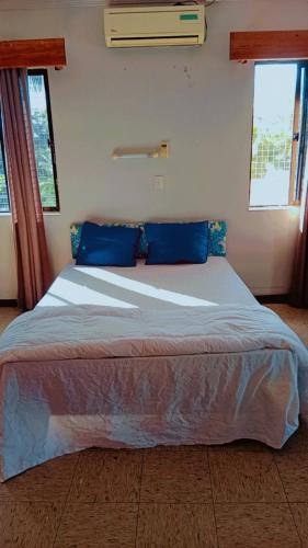 Singhs Apartment, Gray road lot 19 Matintaar Nadi, Mountain view, Nadi (foto 8)
