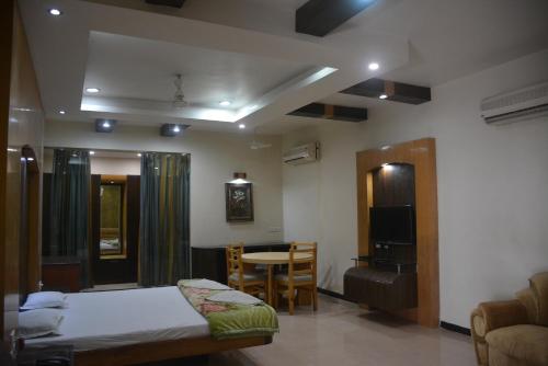 Hotel Naveen Residency in Bada Bazar