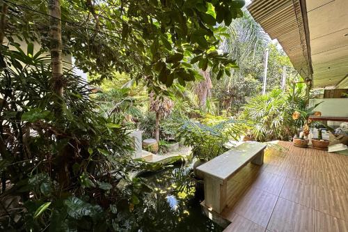 Előcsarnok, Choengmon Residence in Choengmon