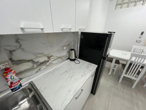 Two-Bedroom Apartment image 6