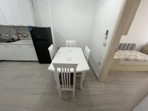 Lumiver Apartment - image 2