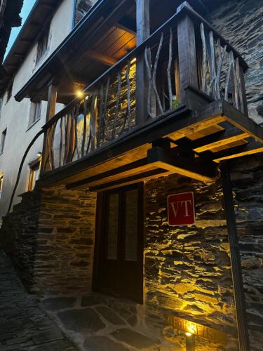 Viesnīcas āriene, A Barreira -Lar da cima- in Seoane