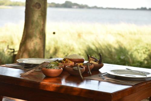 Hotel Lake Park in โปลอนนารุวา