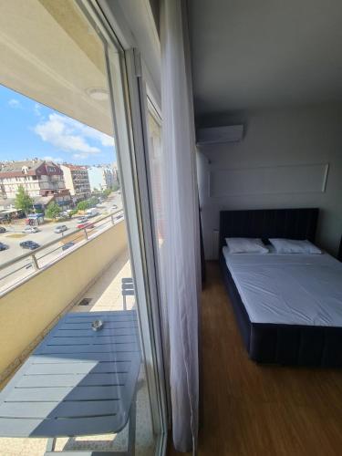 Apartment 1 Plisi Gjilan in กินยีลาเน