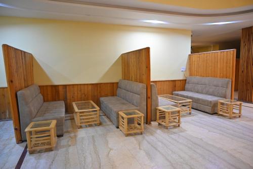 ردهة, Orchha Club And Resorts in اورشا